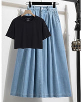 DENIM SKIRT WITH BLACK CROP T-SHIRT